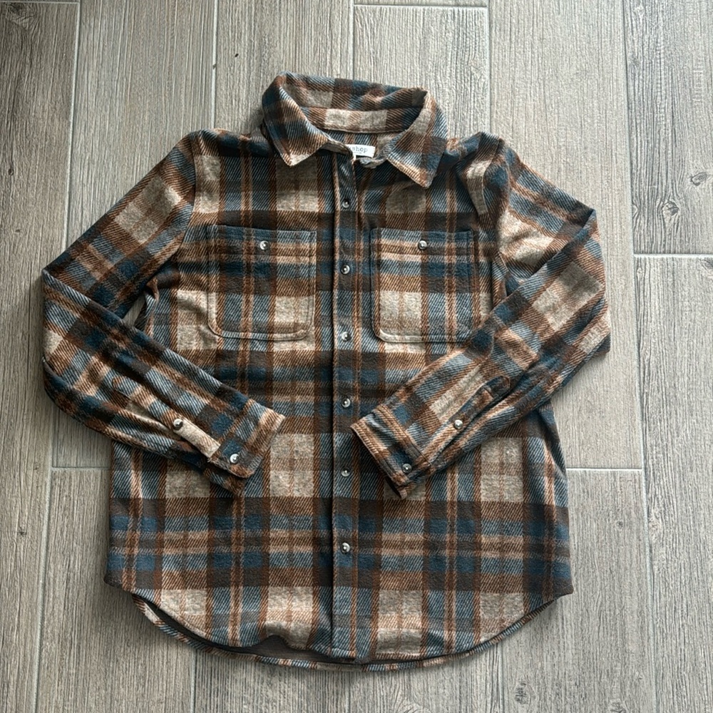 super cute size L brown and navy flannel from workshop